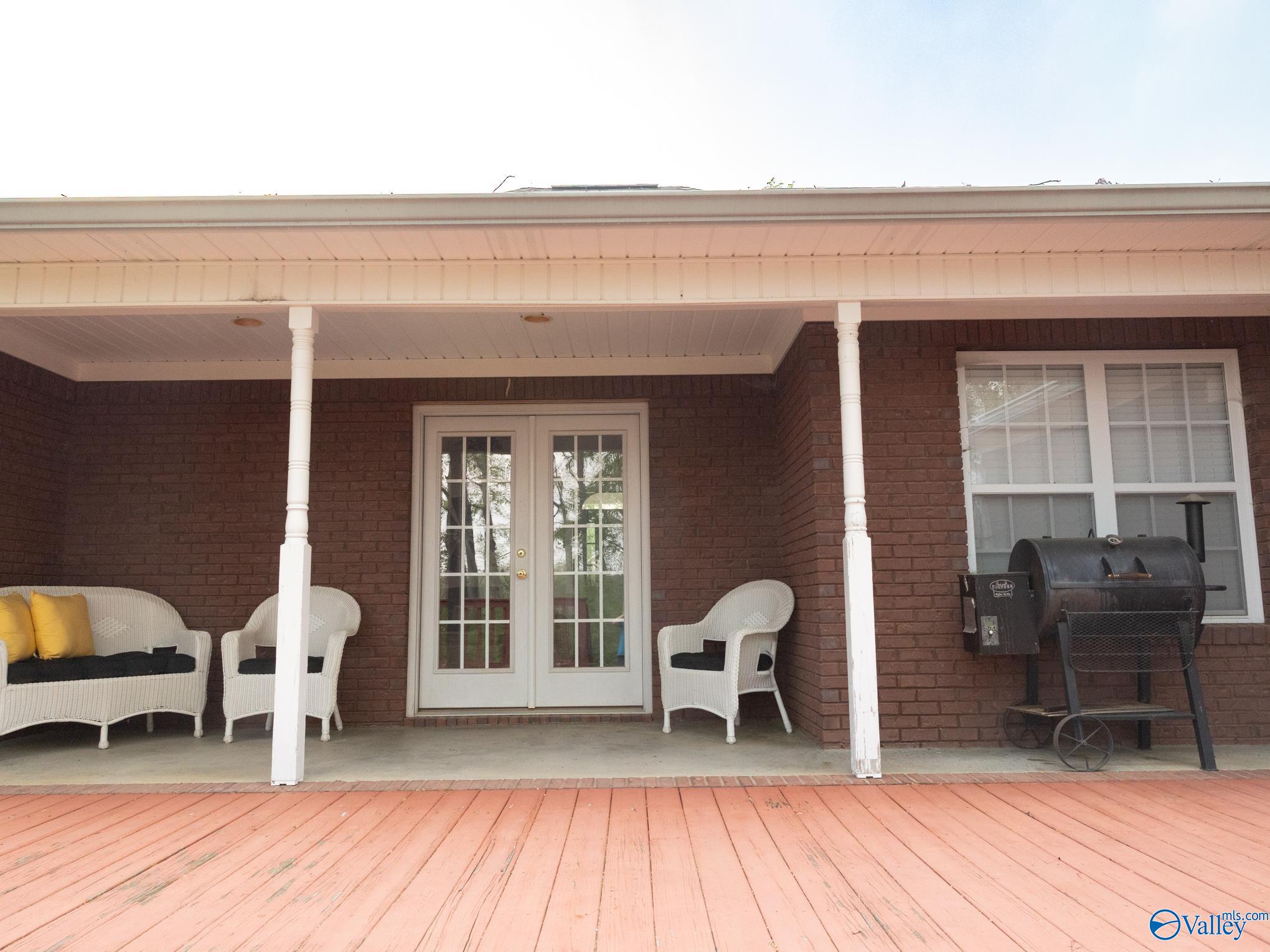 402 Old Glory Lane, Albertville, Alabama image 4