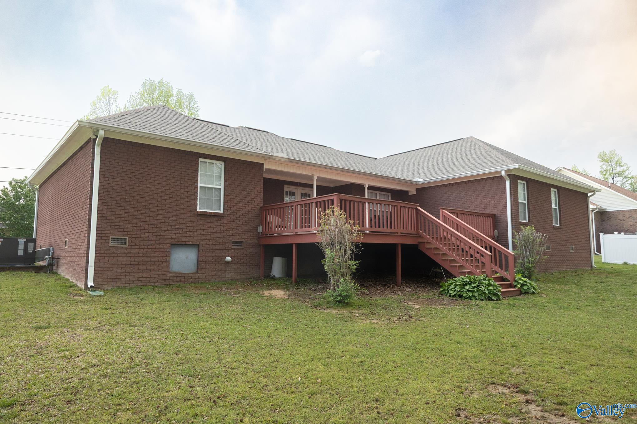 402 Old Glory Lane, Albertville, Alabama image 2