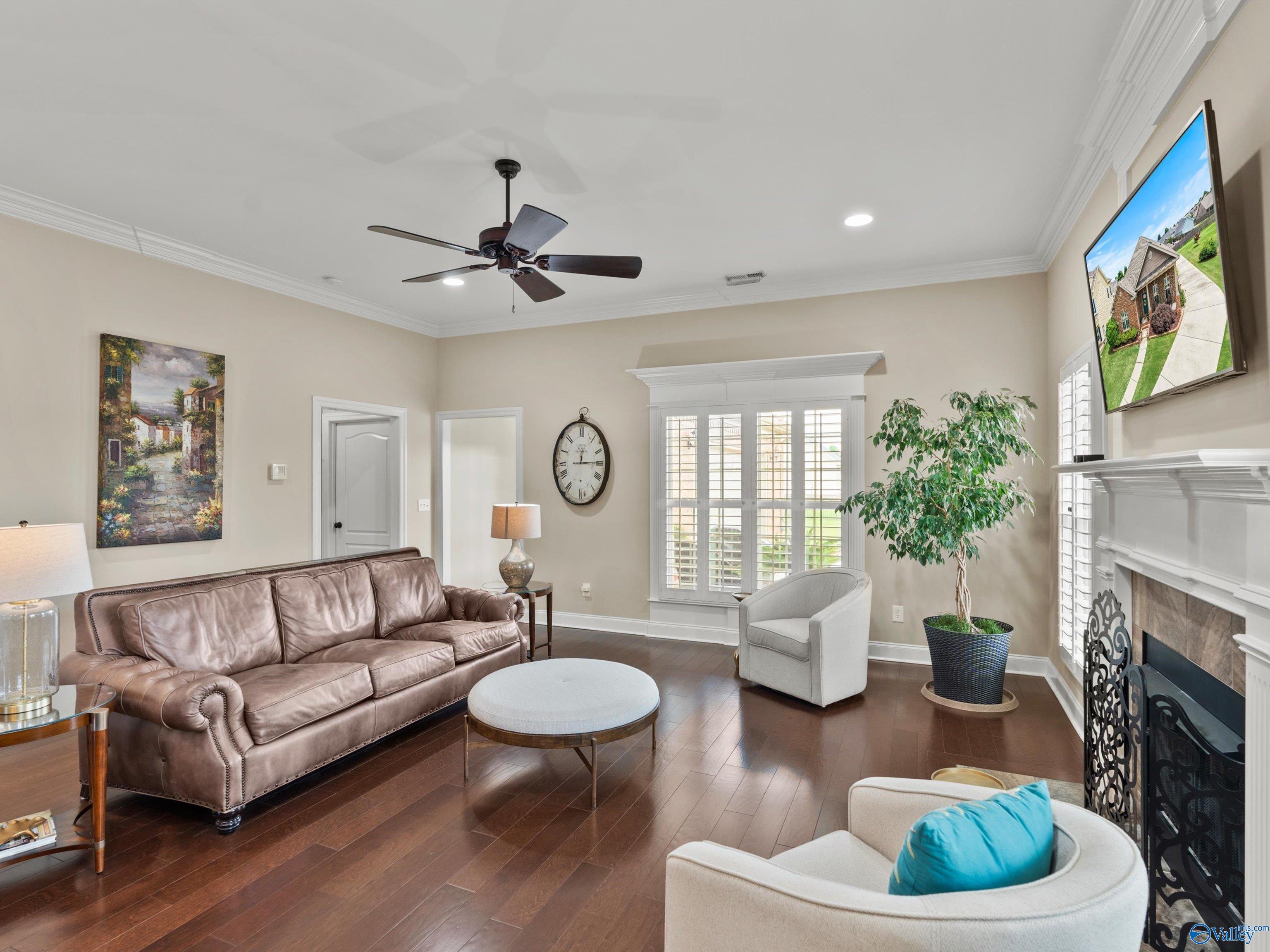 1105 Front Porch Circle