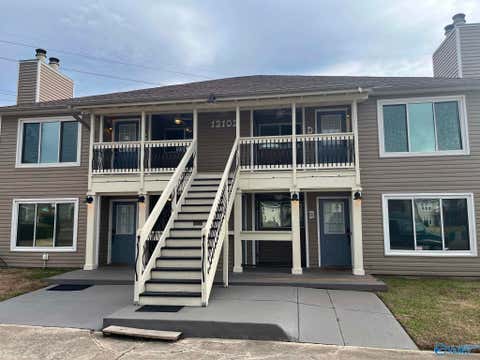 Apartment For Rent - 12100 Carriage Court #D<br/> Huntsville, AL 35803