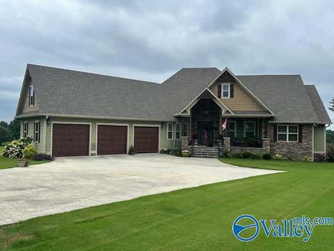 Homes For Sale - 2102 Kuykendall Road<br/> Albertville, AL 35951