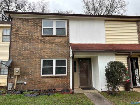 Photo of 413 Oakland Road, Madison, AL 35758 (MLS # 21905378)