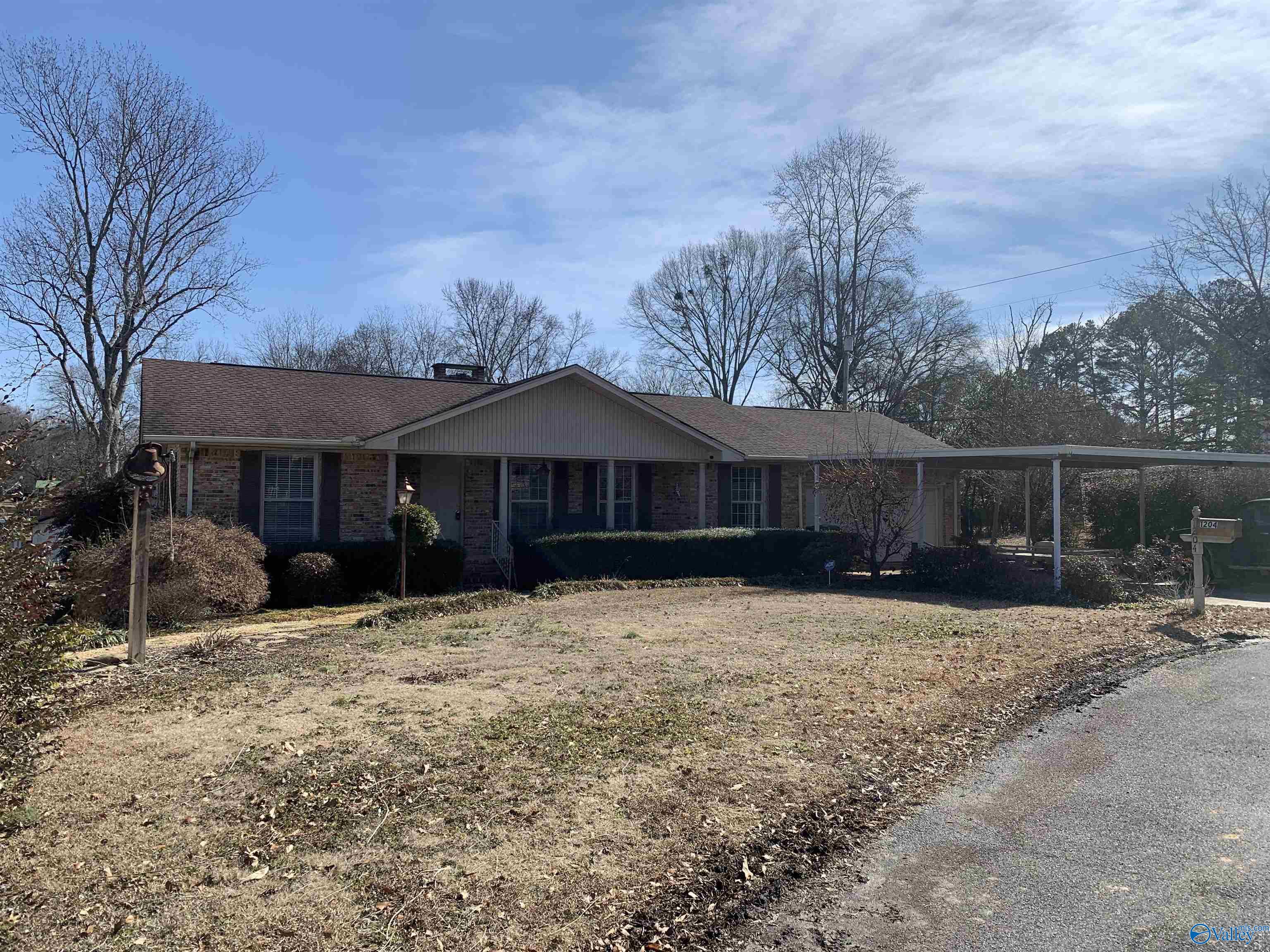 1204 Elm Circle, Albertville, Alabama image 1