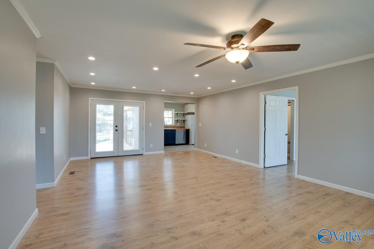 215 NE Beirne Avenue, Huntsville, Alabama image 3