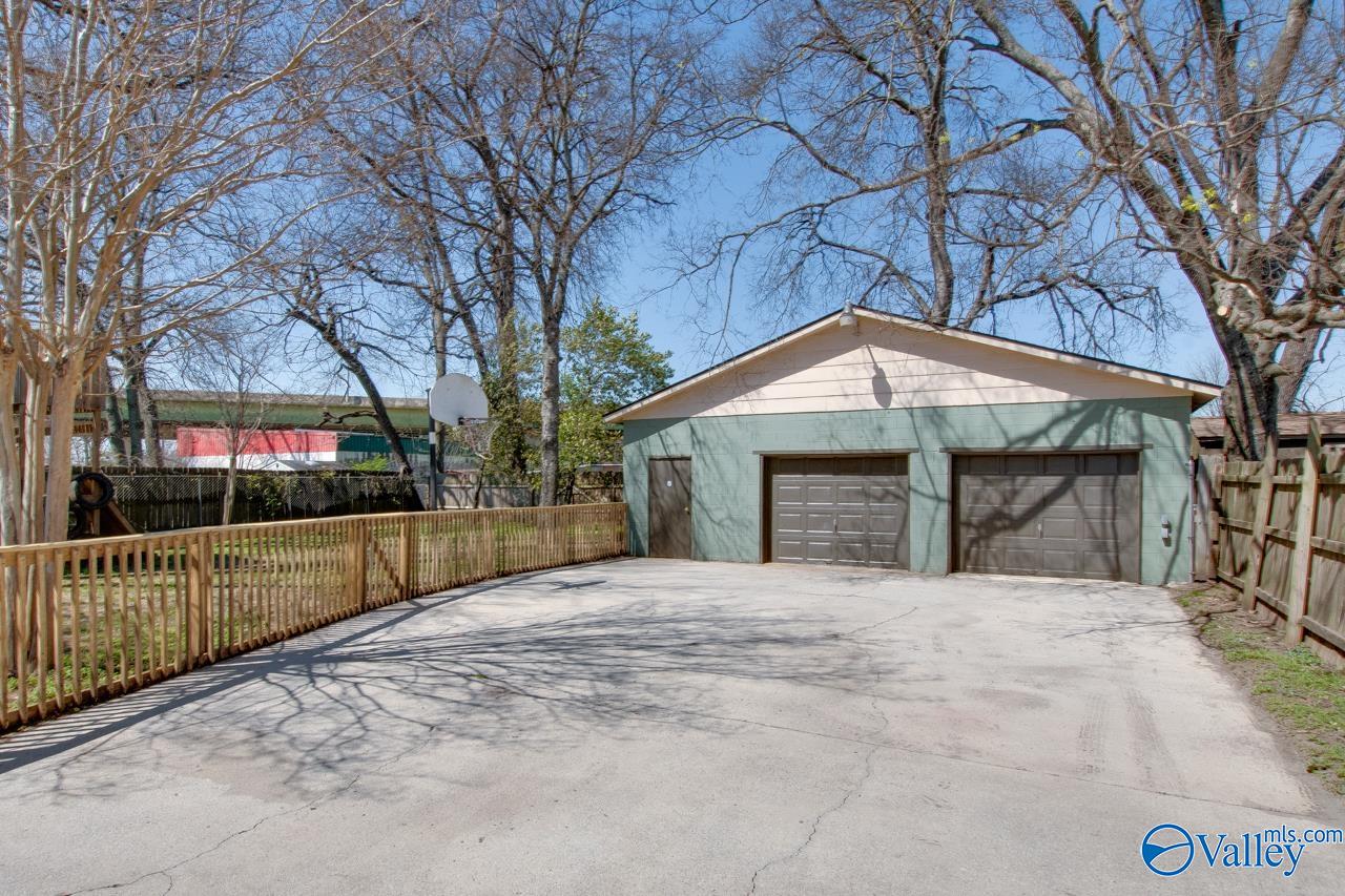 215 NE Beirne Avenue, Huntsville, Alabama image 17