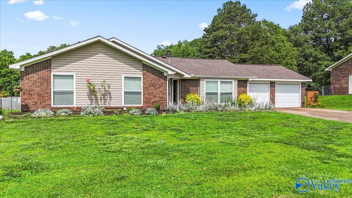 329 Ohara Dr, Albertville, Alabama image 1