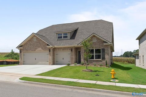 Homes For Sale - 180 Pennington Avenue<br/> Huntsville, AL 35811