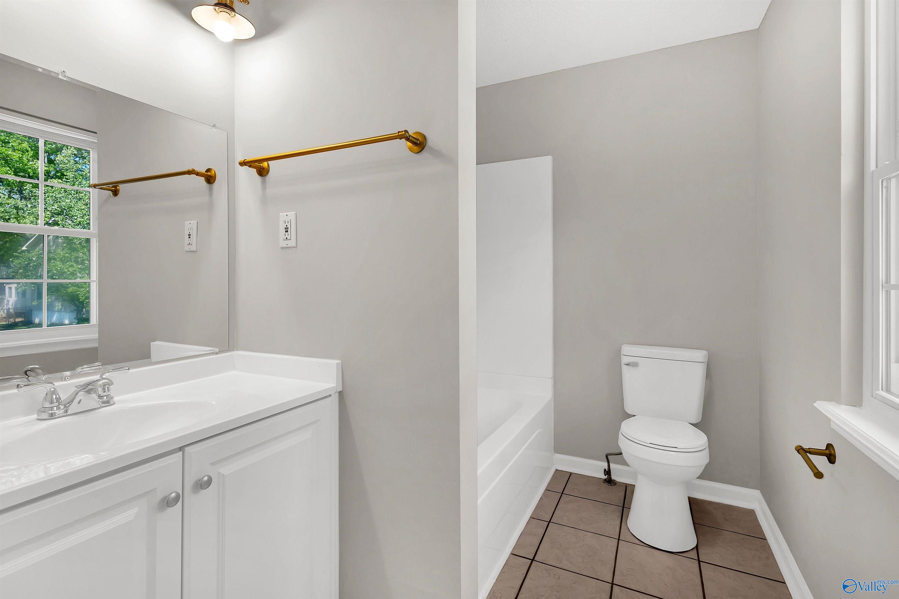 1002 Vicksburg Lane, Huntsville, Alabama image 25