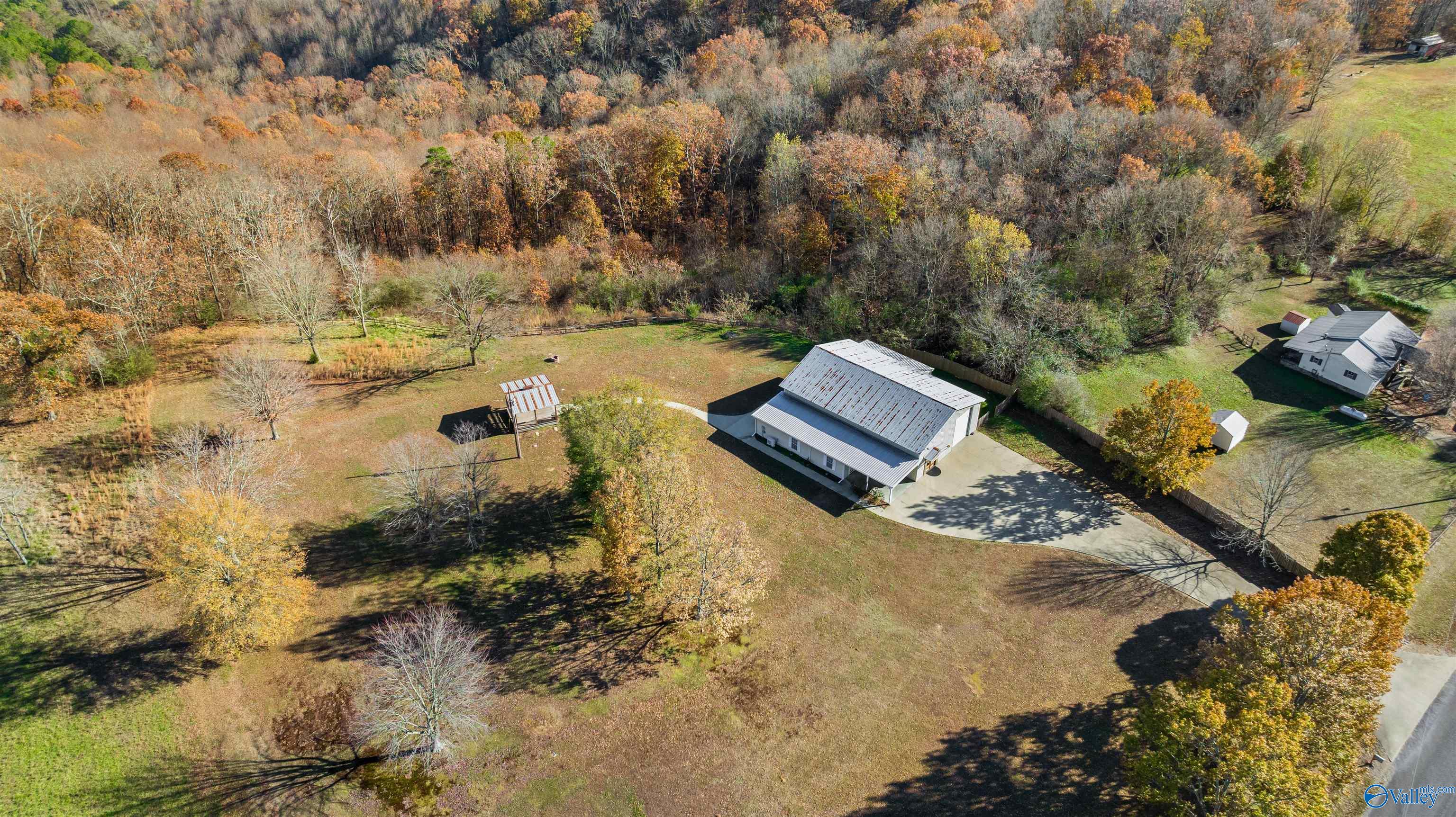 649 County Road 62, Collinsville, Alabama image 8