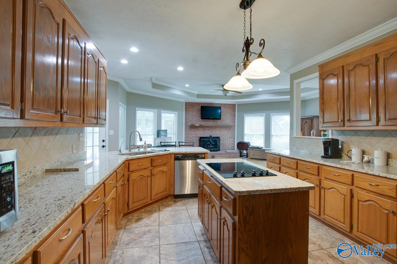 14850 Creek Lane, Athens, Alabama image 10