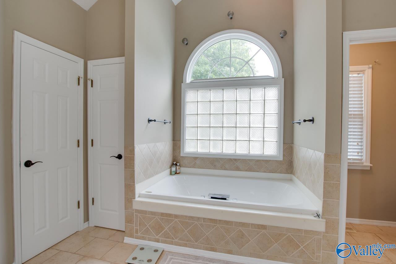 14850 Creek Lane, Athens, Alabama image 17