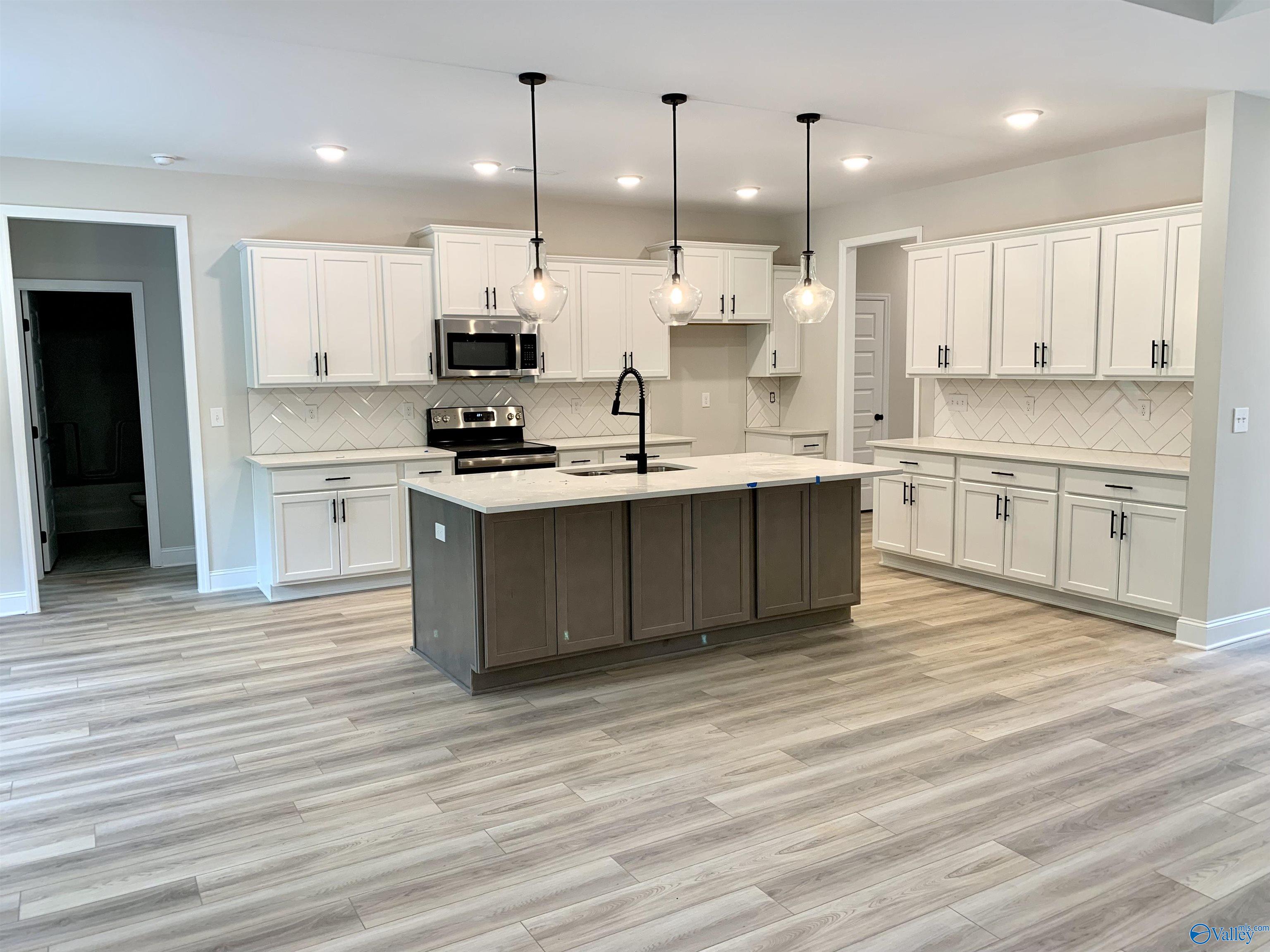 29142 Canoe Circle, Harvest, Alabama image 8