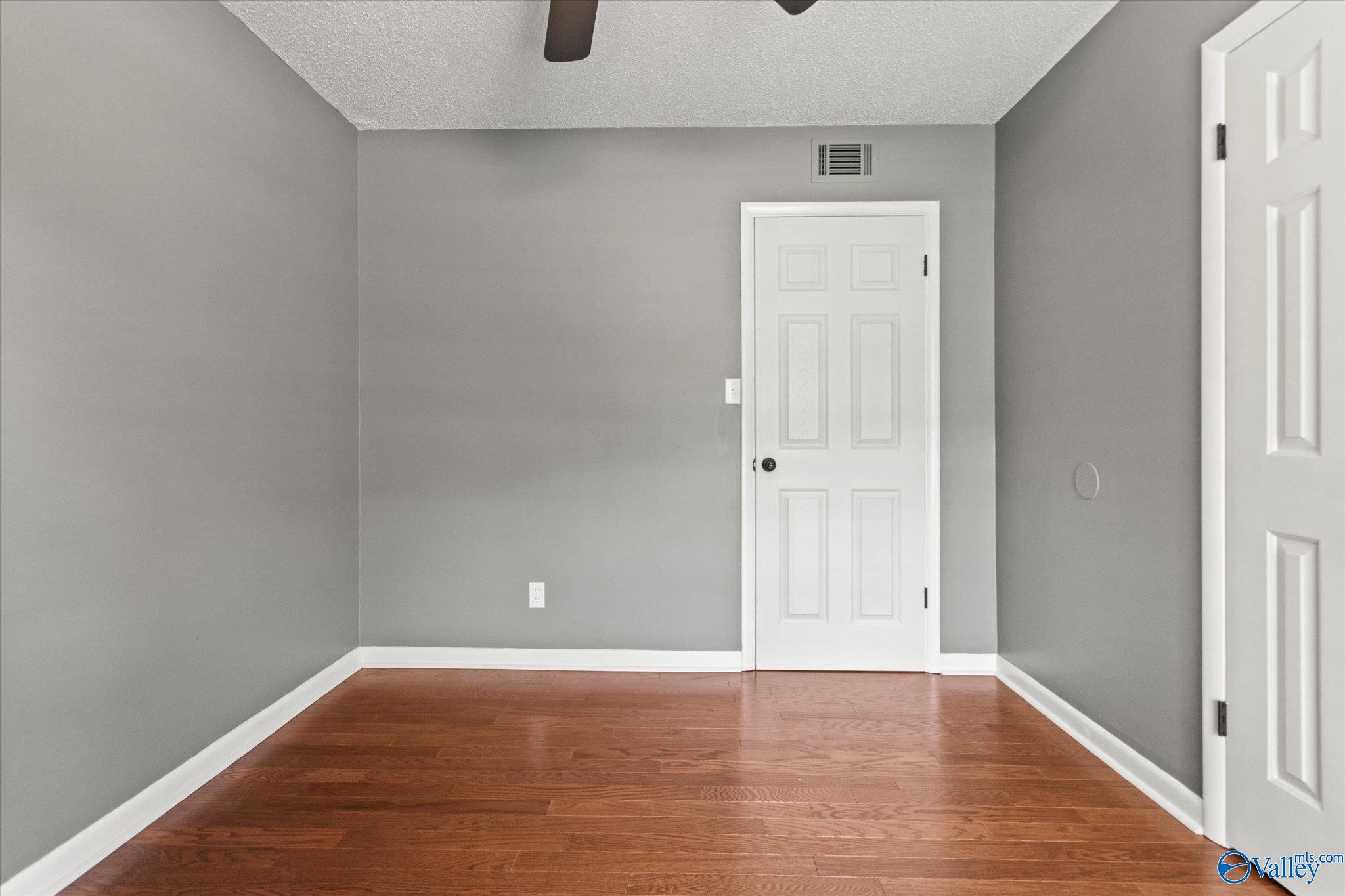 1105 Oakwood Street, Hartselle, Alabama image 17