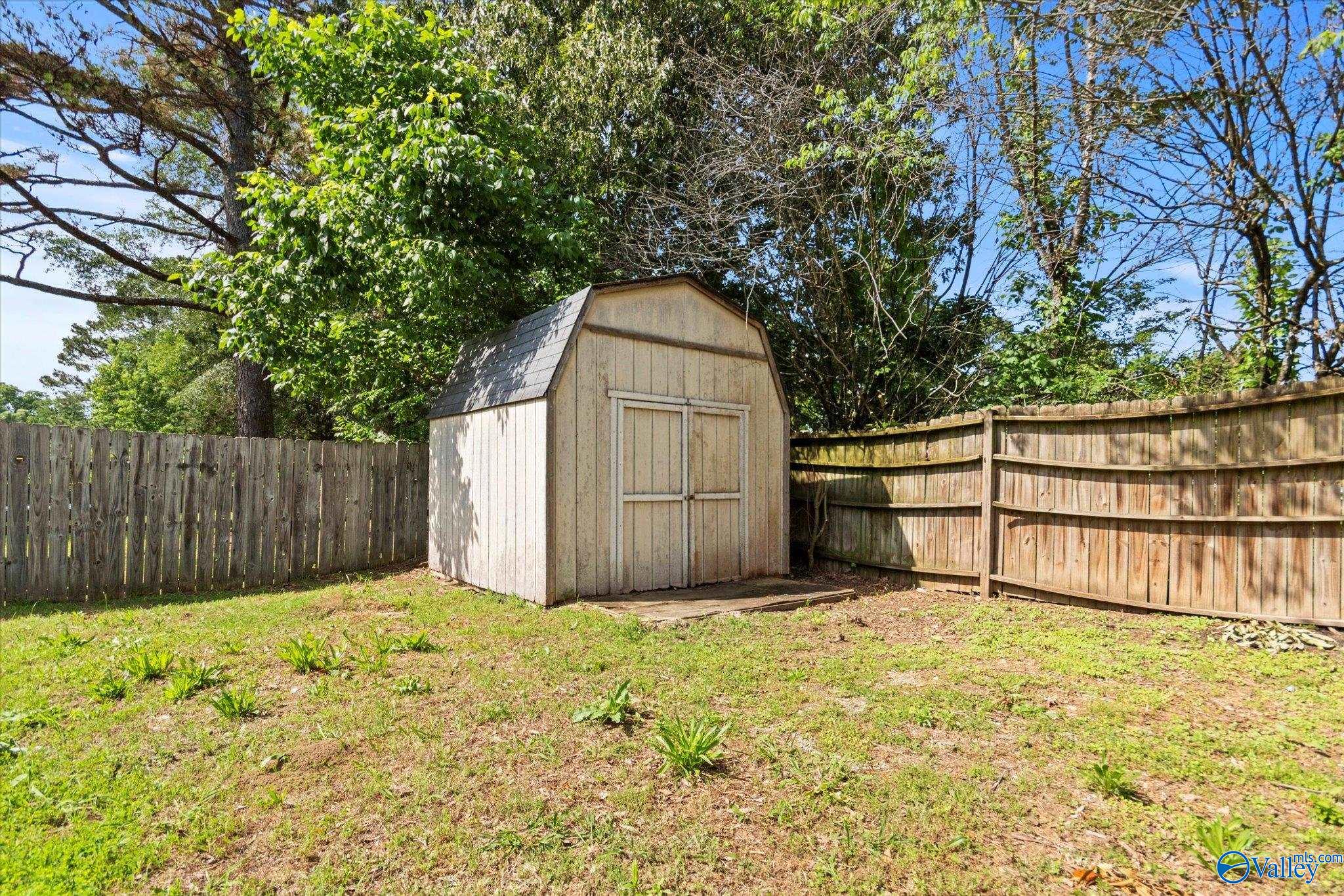 1105 Oakwood Street, Hartselle, Alabama image 36