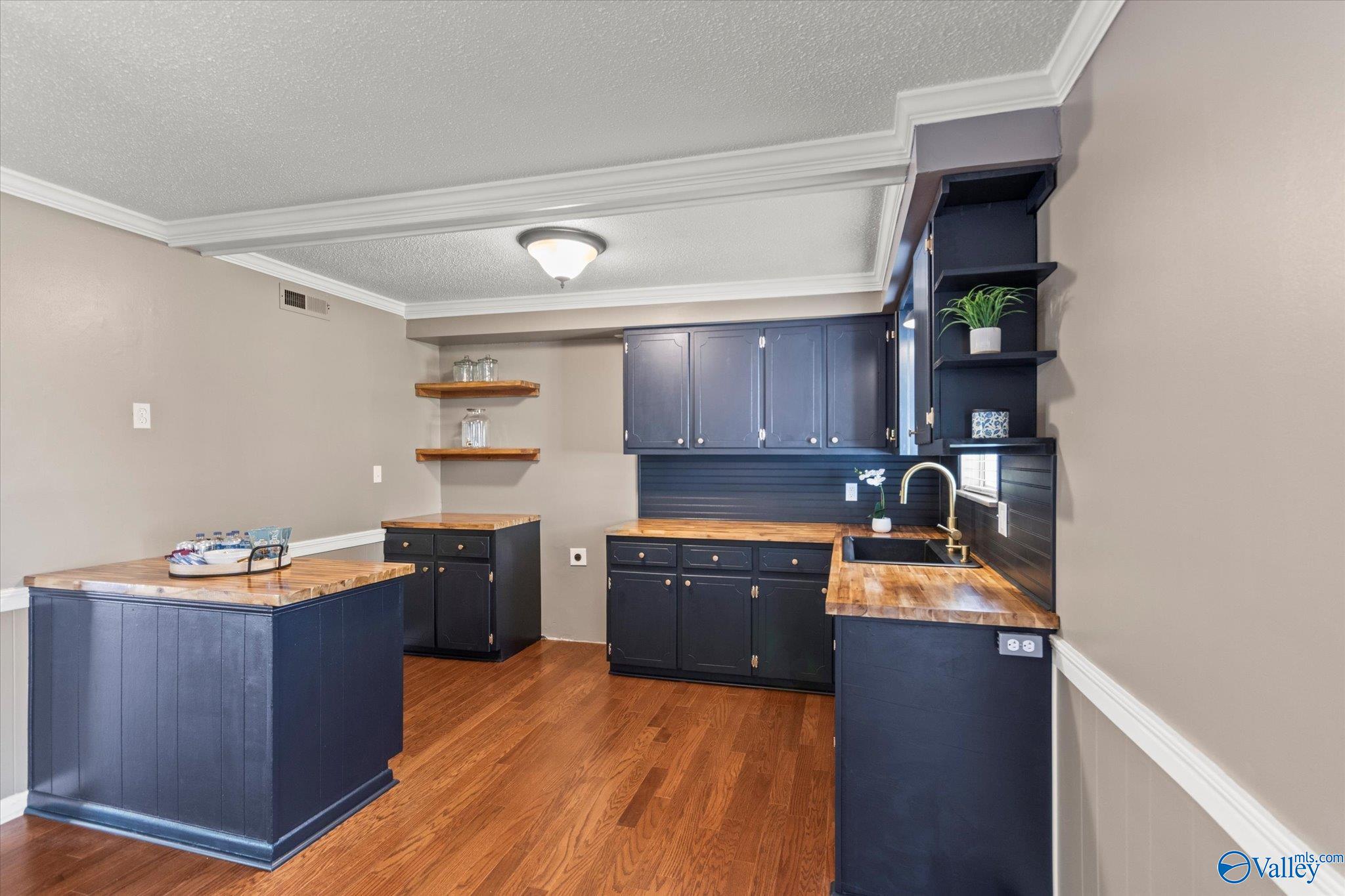 1105 Oakwood Street, Hartselle, Alabama image 9