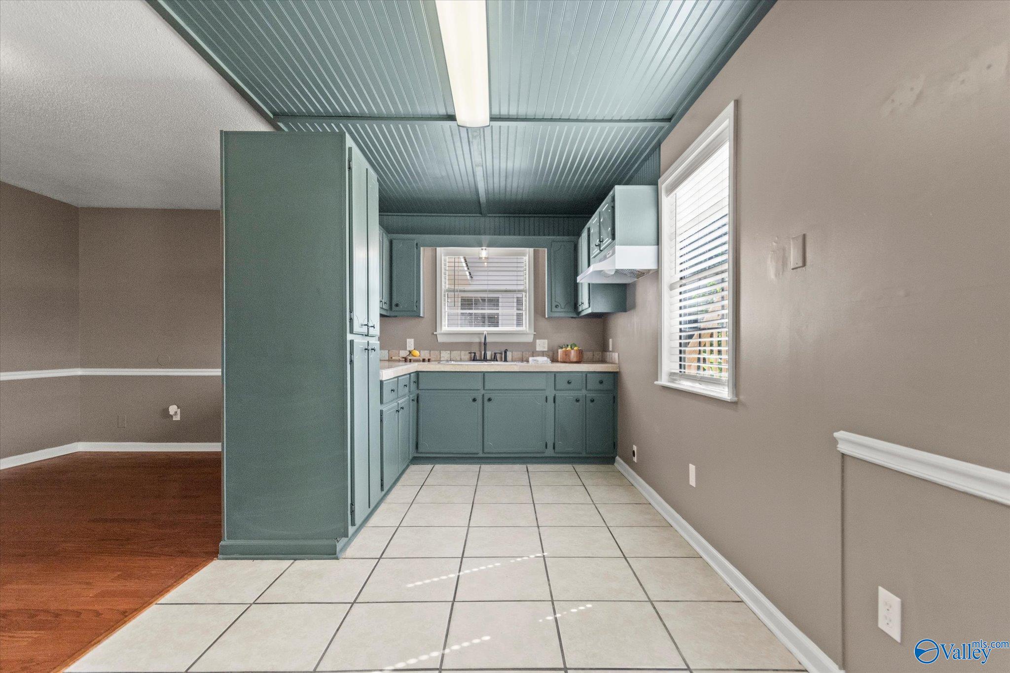 1105 Oakwood Street, Hartselle, Alabama image 24