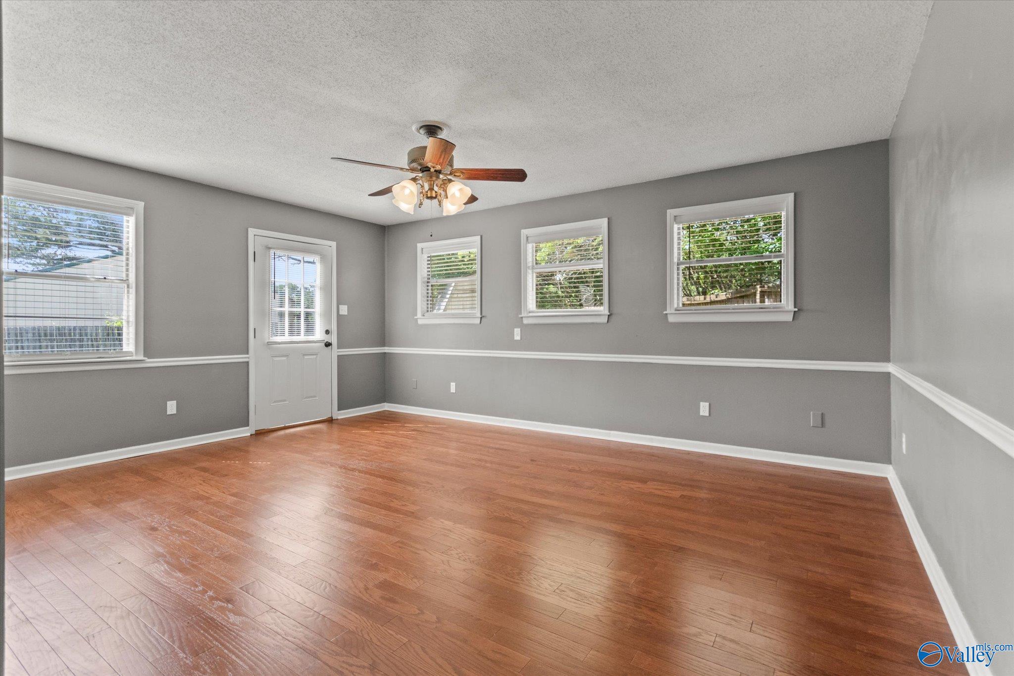 1105 Oakwood Street, Hartselle, Alabama image 28