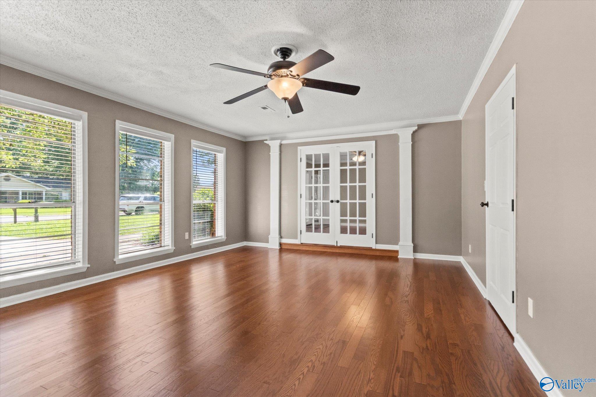 1105 Oakwood Street, Hartselle, Alabama image 3