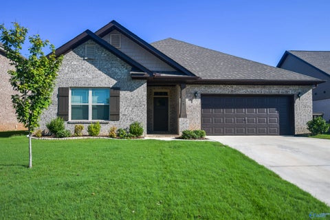 Homes For Rent - 163 Kingswood Drive<br/> Madison, AL 35806