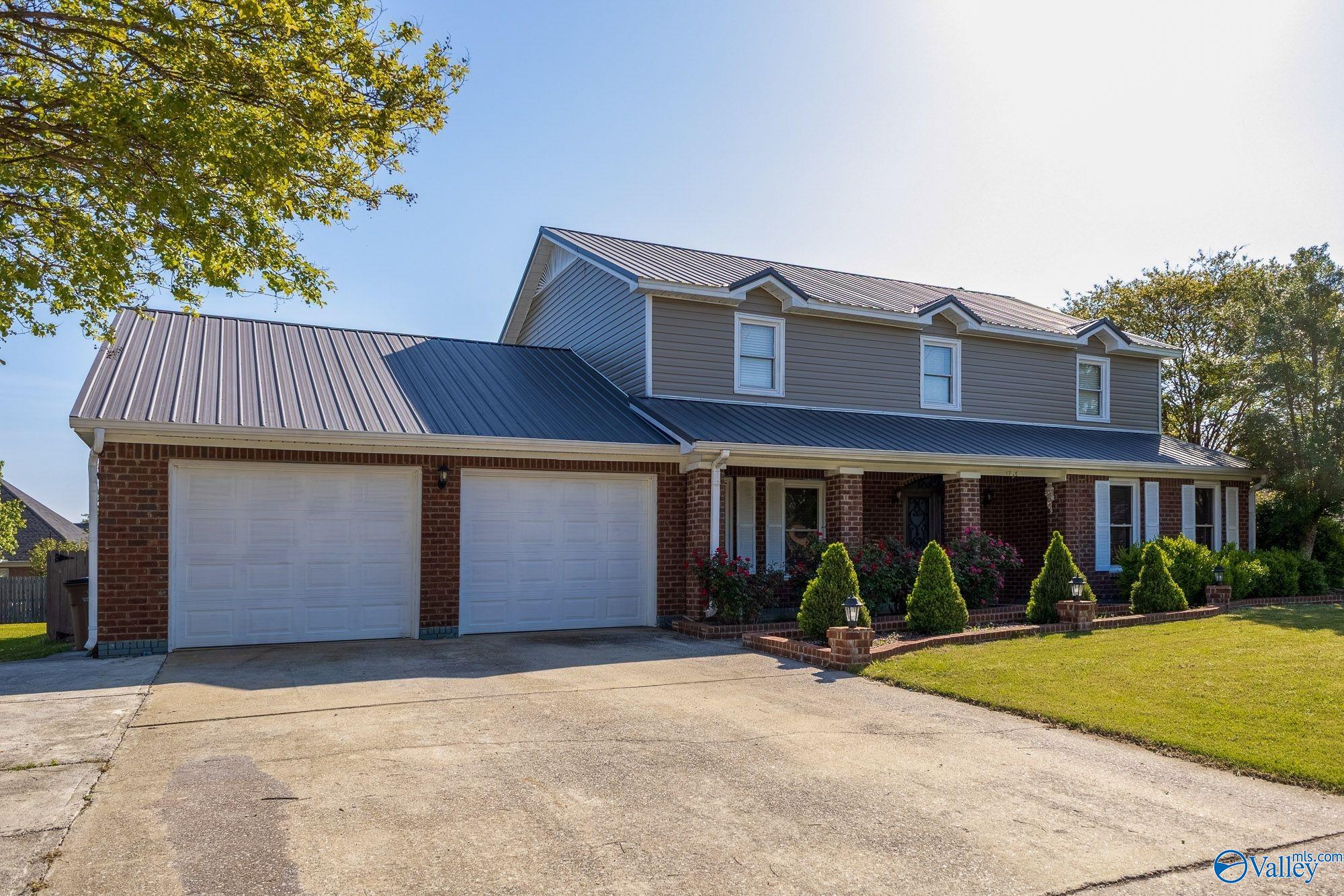 1740 Nottingham Drive, Decatur, Alabama image 2