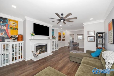 Condo For Rent - 4770 Whitesburg Drive #302<br/> Huntsville, AL 35801