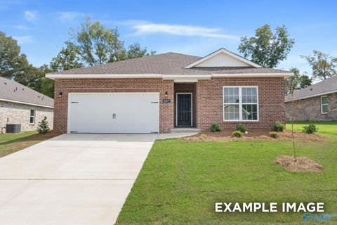 Homes For Sale - 16806 Demi Drive<br/> Athens, AL 35613