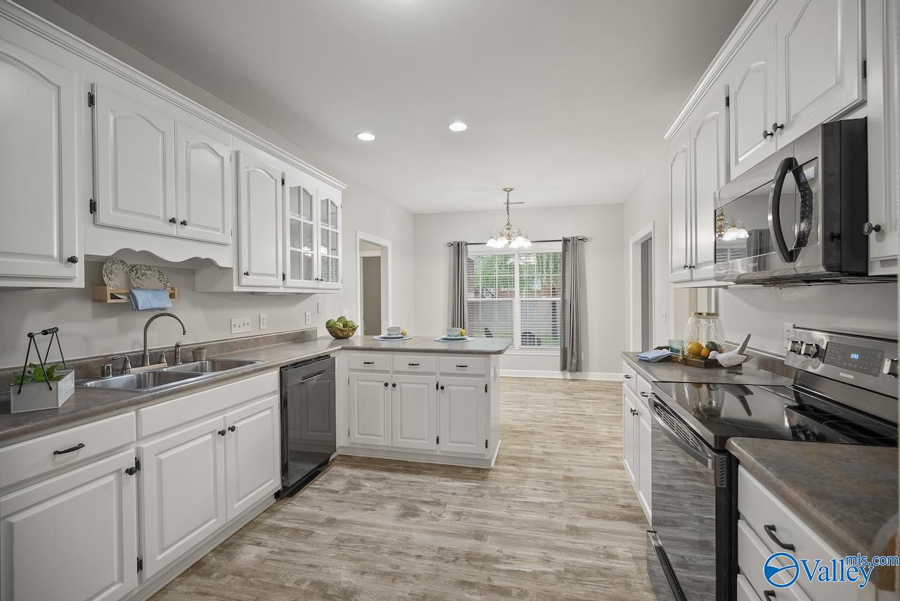 2608 Quarter Lane, Owens Cross Roads, Alabama image 12