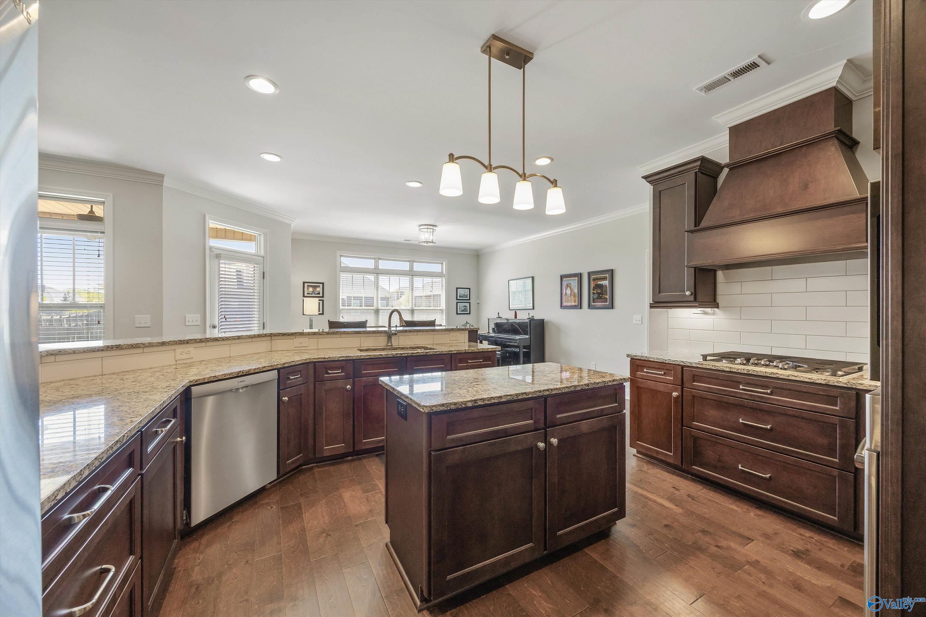 4516 Cattail Cove, Owens Cross Roads, Alabama image 9