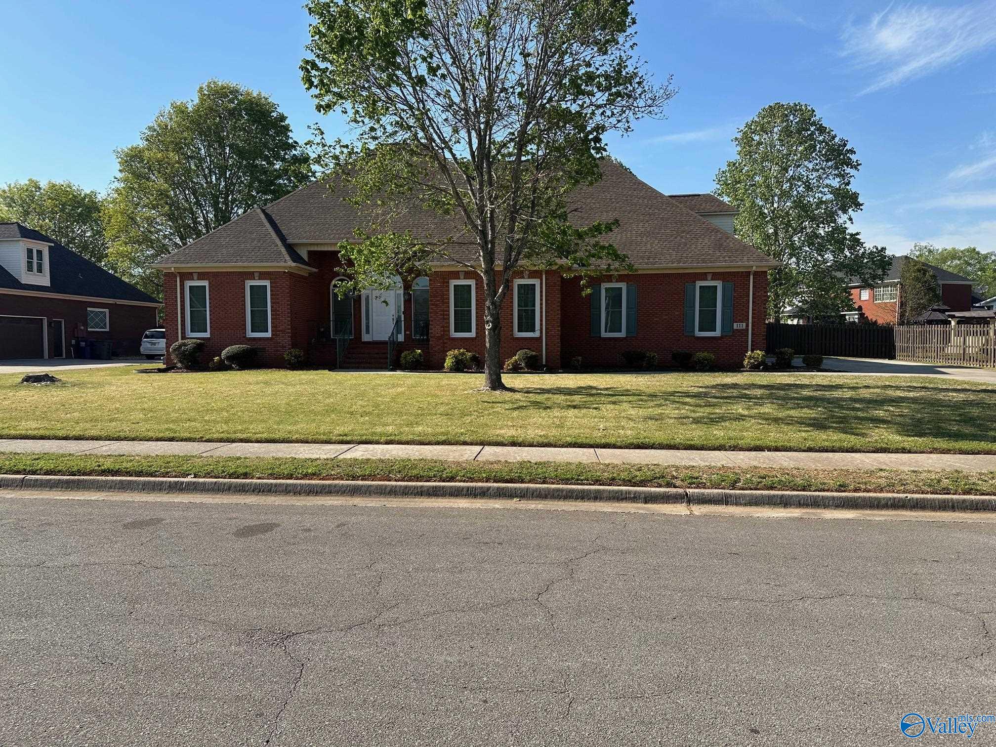 111 Waterleaf Road, Huntsville, Alabama image 3