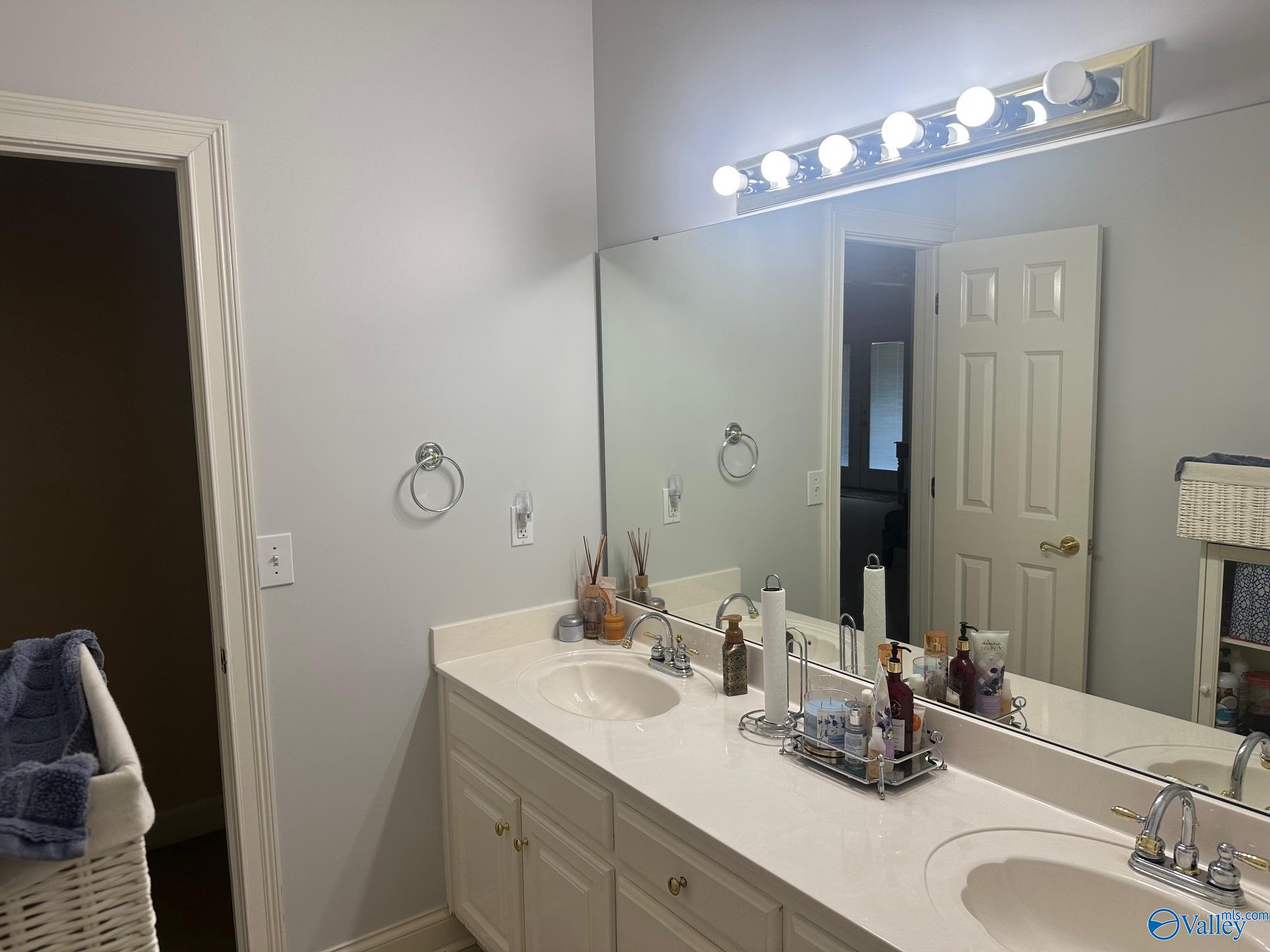 111 Waterleaf Road, Huntsville, Alabama image 22