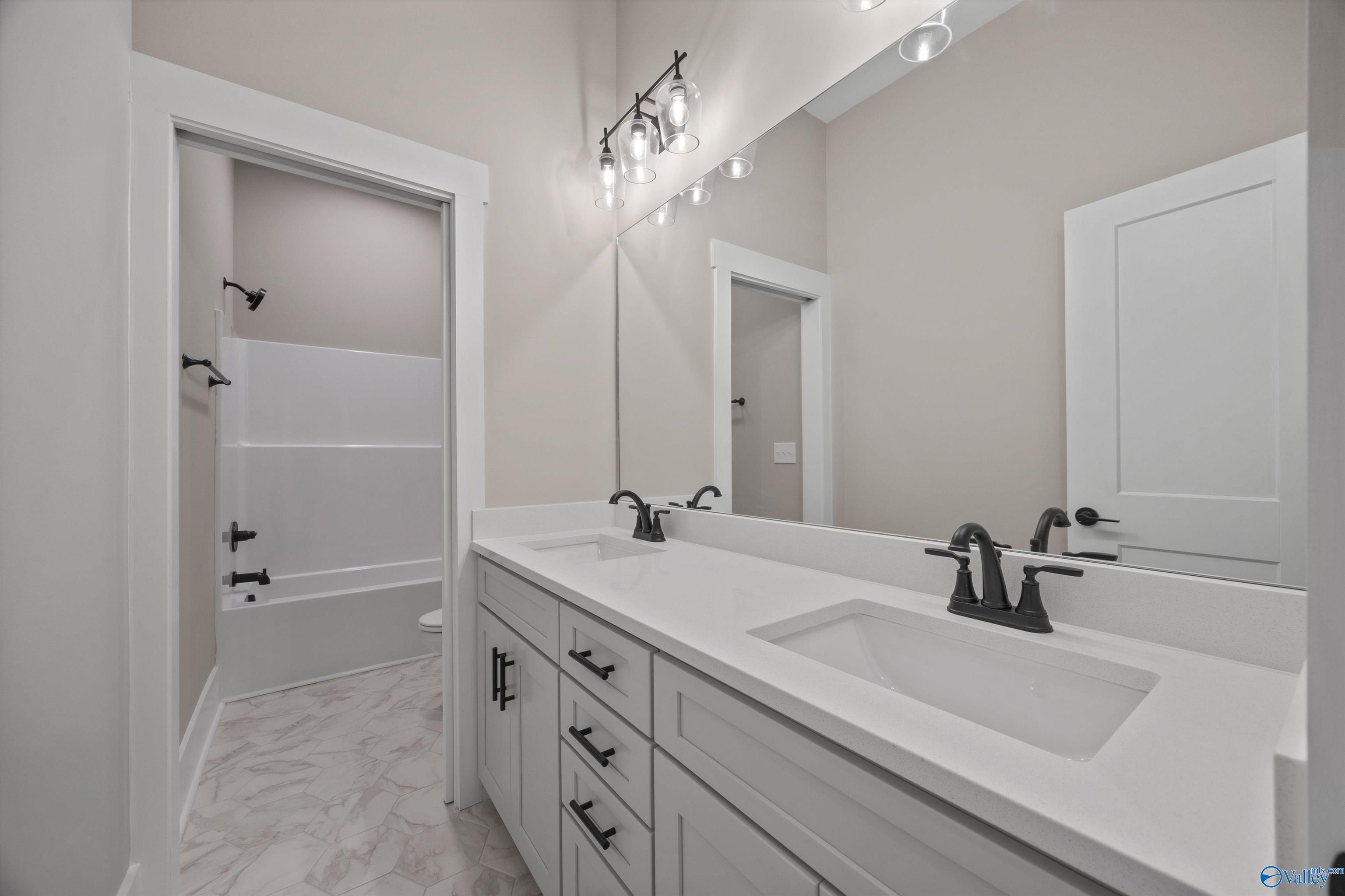 185 N Greenway Drive, Trinity, Alabama image 31