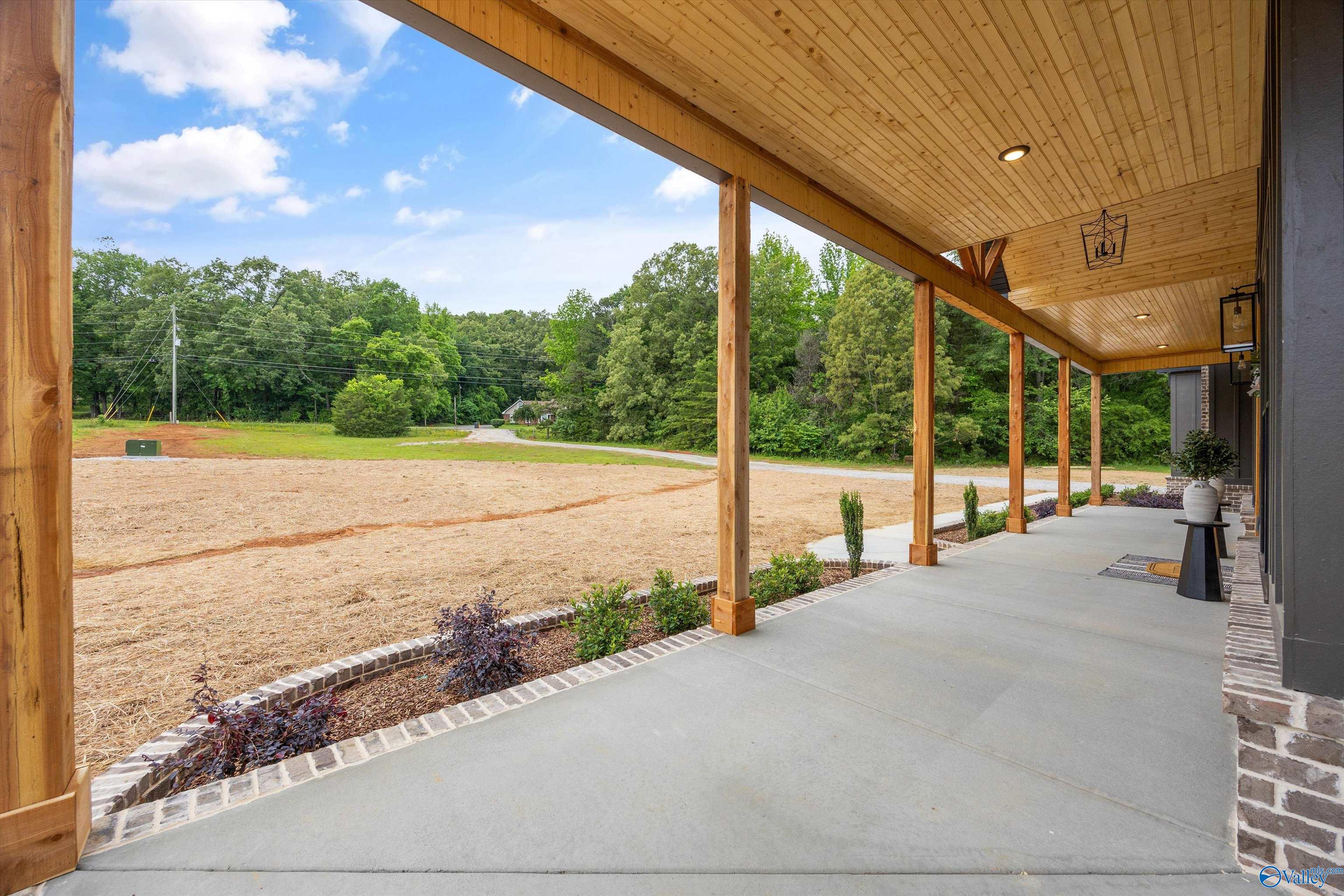 185 N Greenway Drive, Trinity, Alabama image 4
