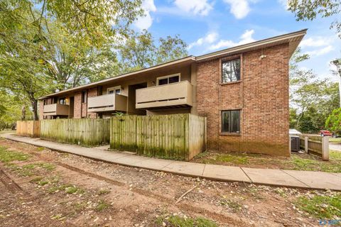 Homes For Sale - 2940 Hood Road #E<br/> Huntsville, AL 35805
