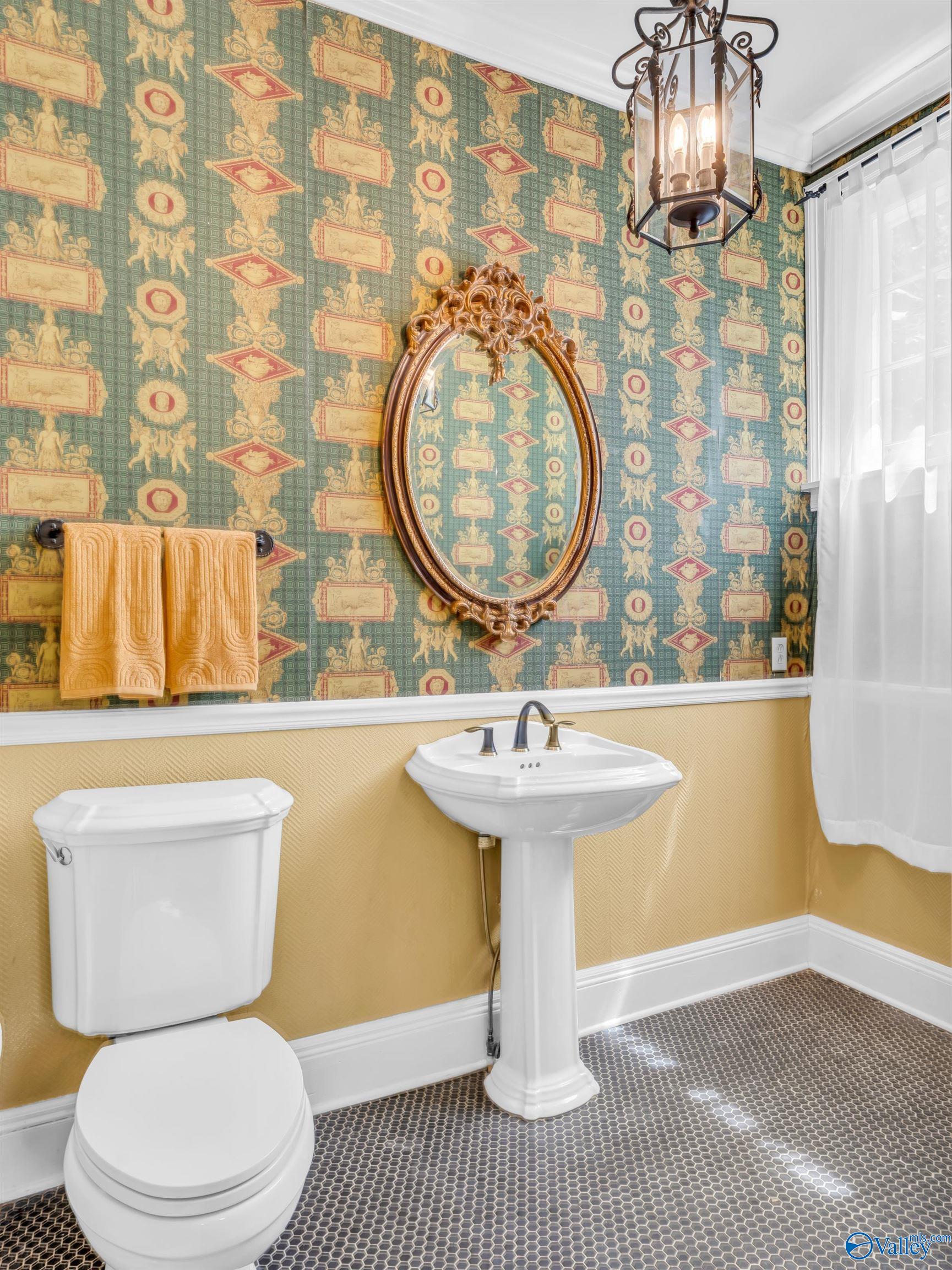 Scottsboro, Alabama 35768, United States, 4 Bedrooms Bedrooms, ,3 BathroomsBathrooms,Residential,Active,173812