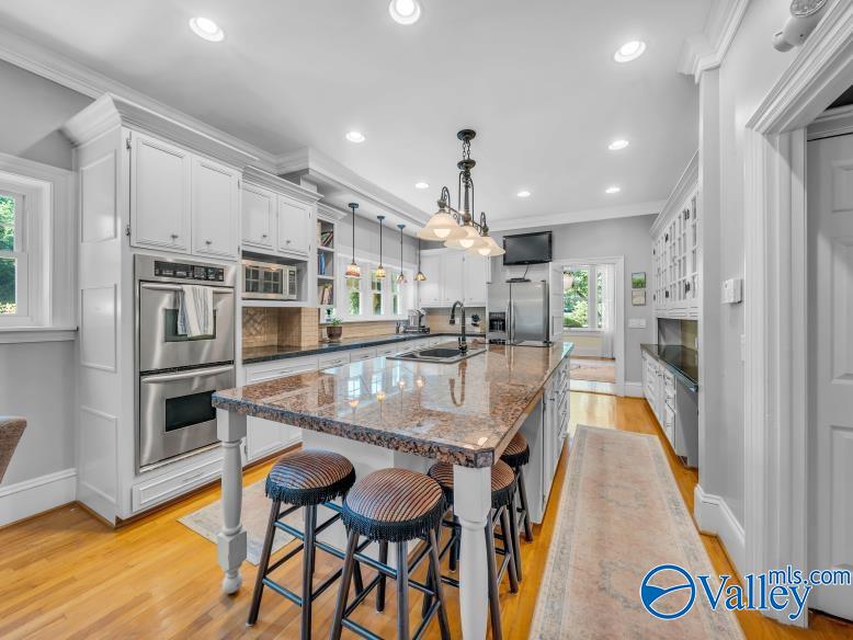 Scottsboro, Alabama 35768, United States, 4 Bedrooms Bedrooms, ,3 BathroomsBathrooms,Residential,Active,173812