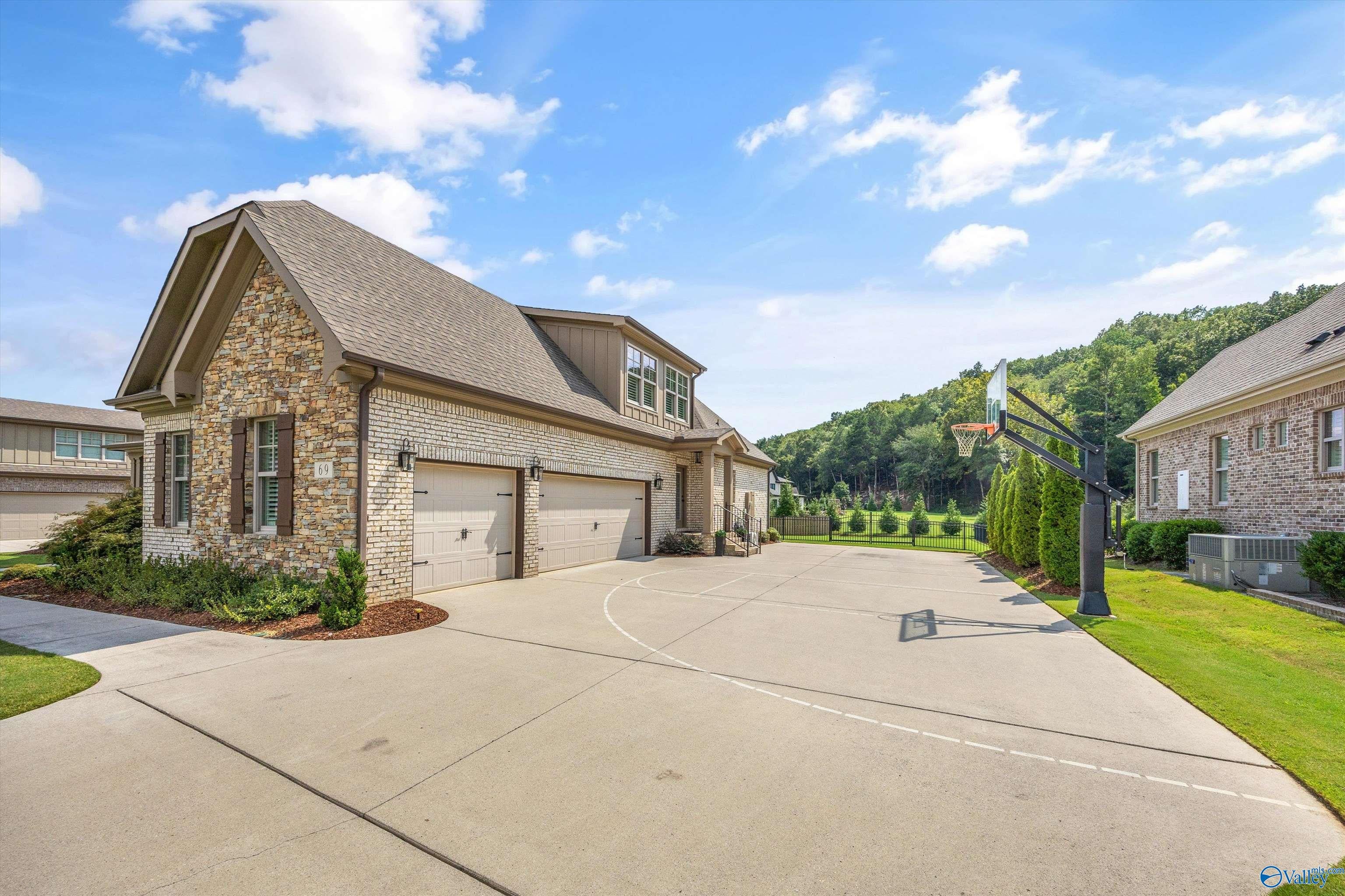 69 McMullen Lane