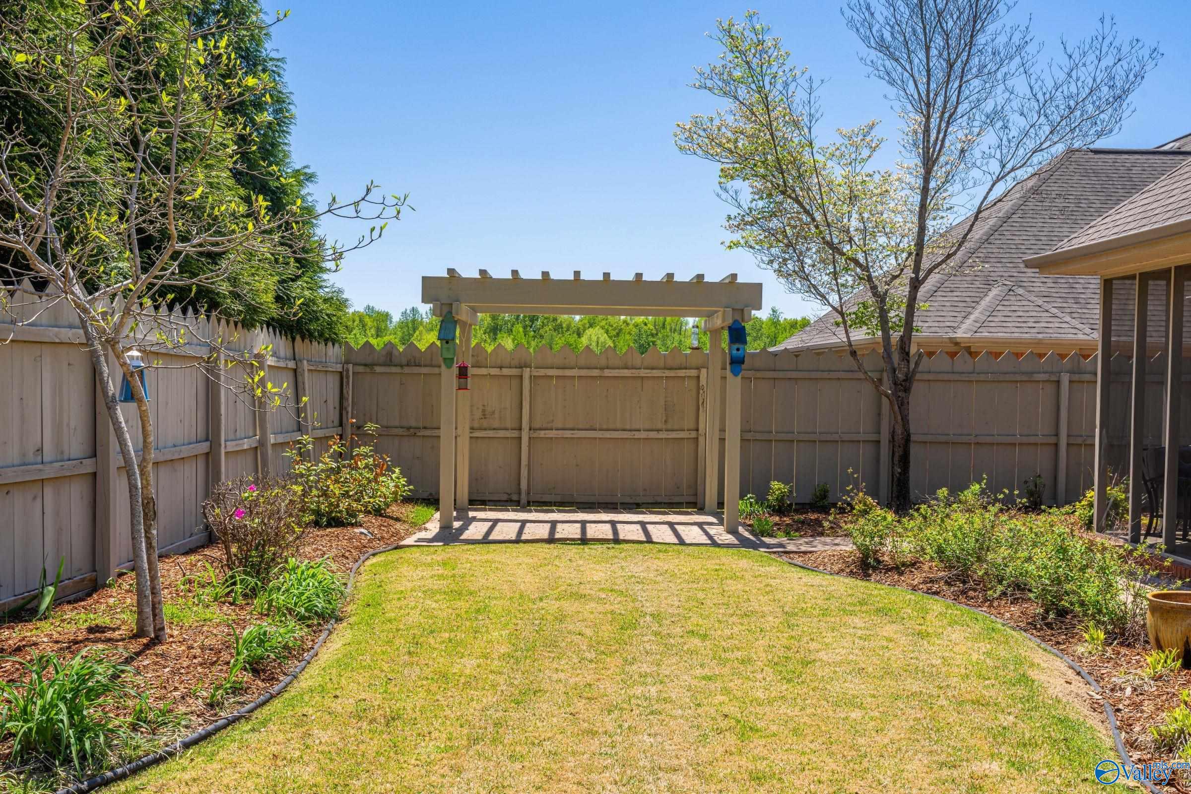 116 Grace Drive, Florence, Alabama image 9