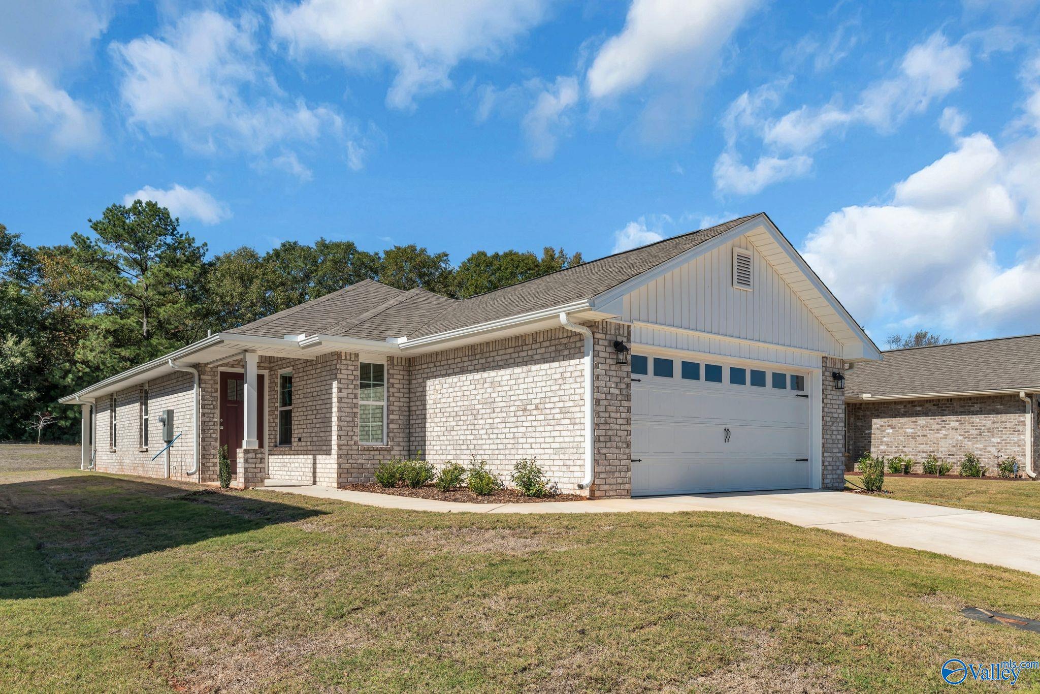 15454 Lapwing Cove, Athens, Alabama image 4
