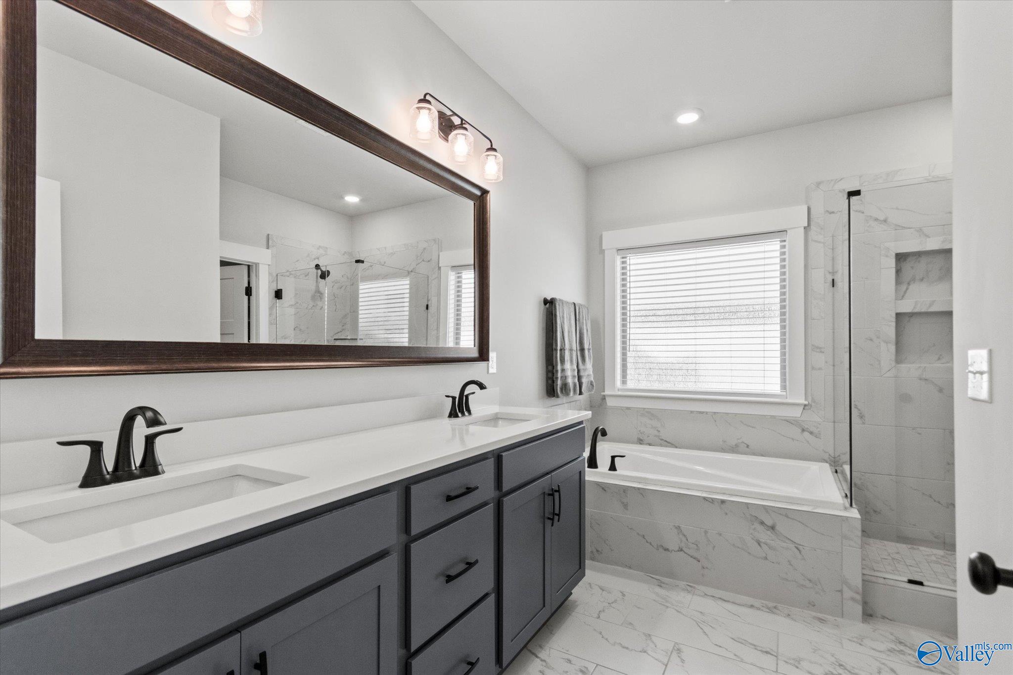 21850 Shearwater Drive, Athens, Alabama image 32