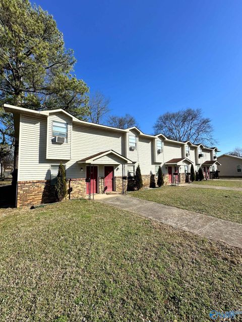 Homes For Sale - 1309 Halsey Avenue<br/> Huntsville, AL 35801