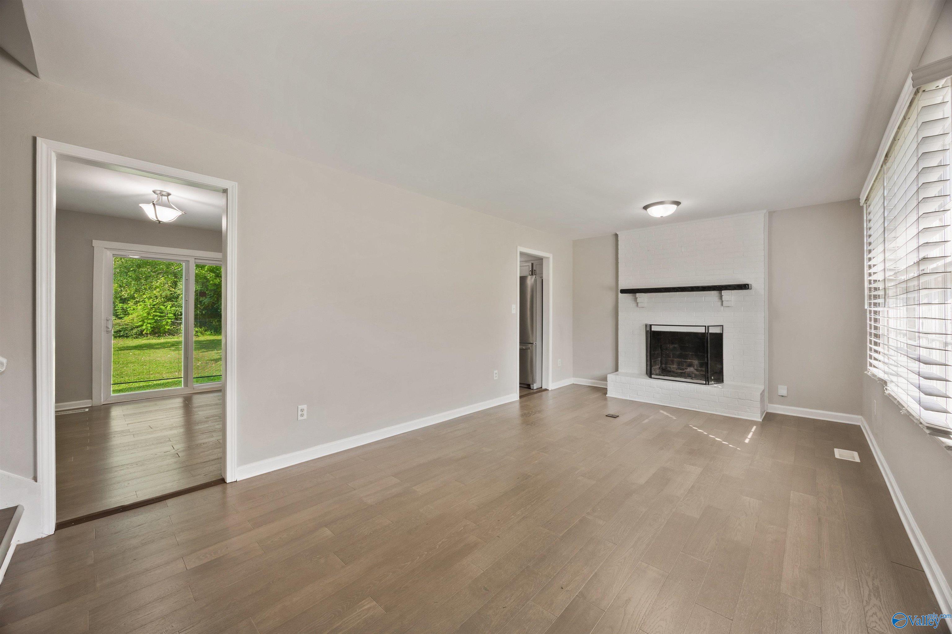 5025 Shaun Circle