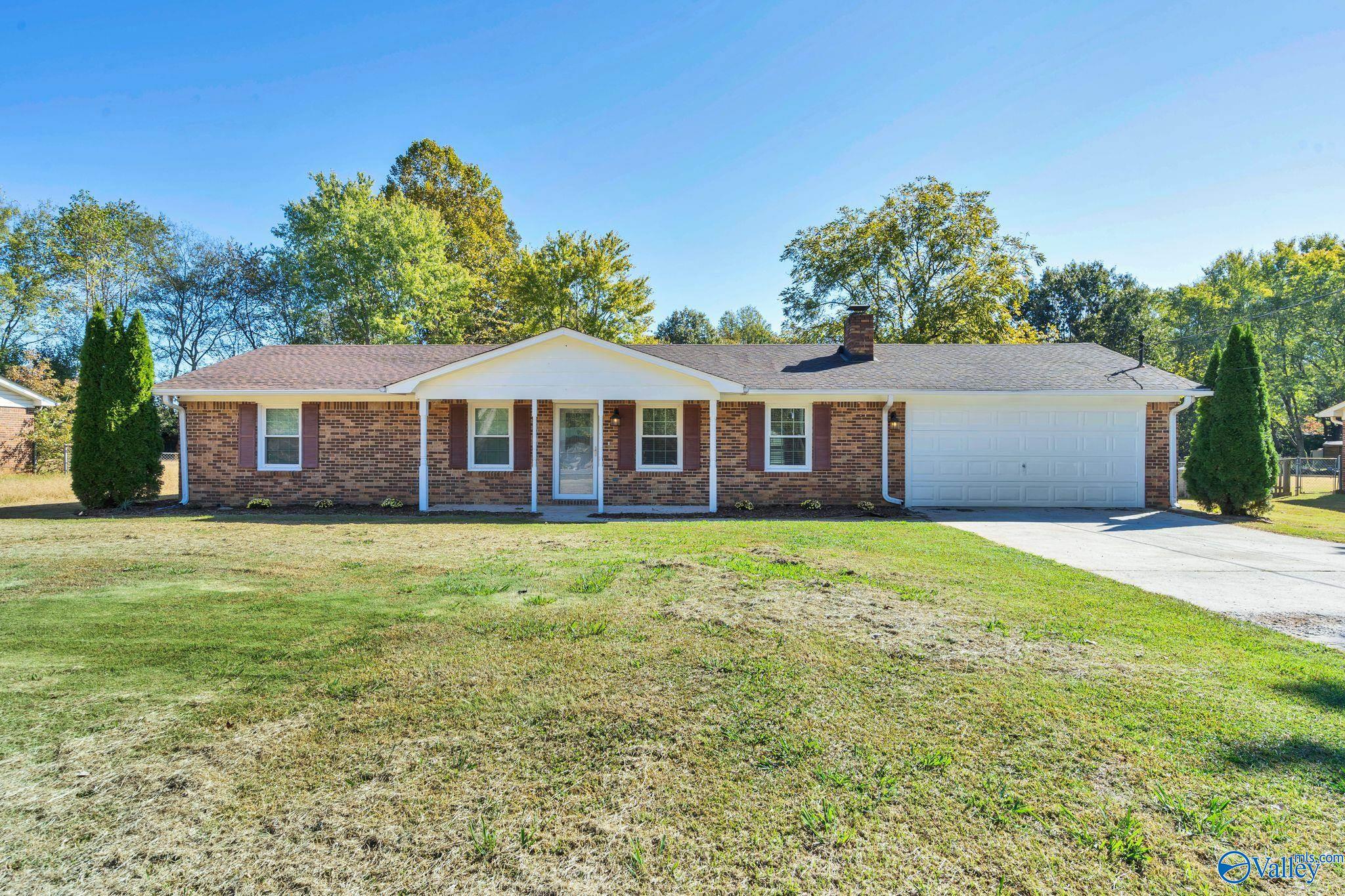 881 Moontown Road, Brownsboro, Alabama image 3