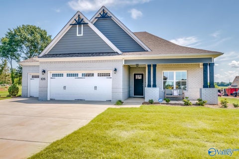 Homes For Sale - 105 Nuckolls Lane<br/> Madison County, Meridianville, AL 35759