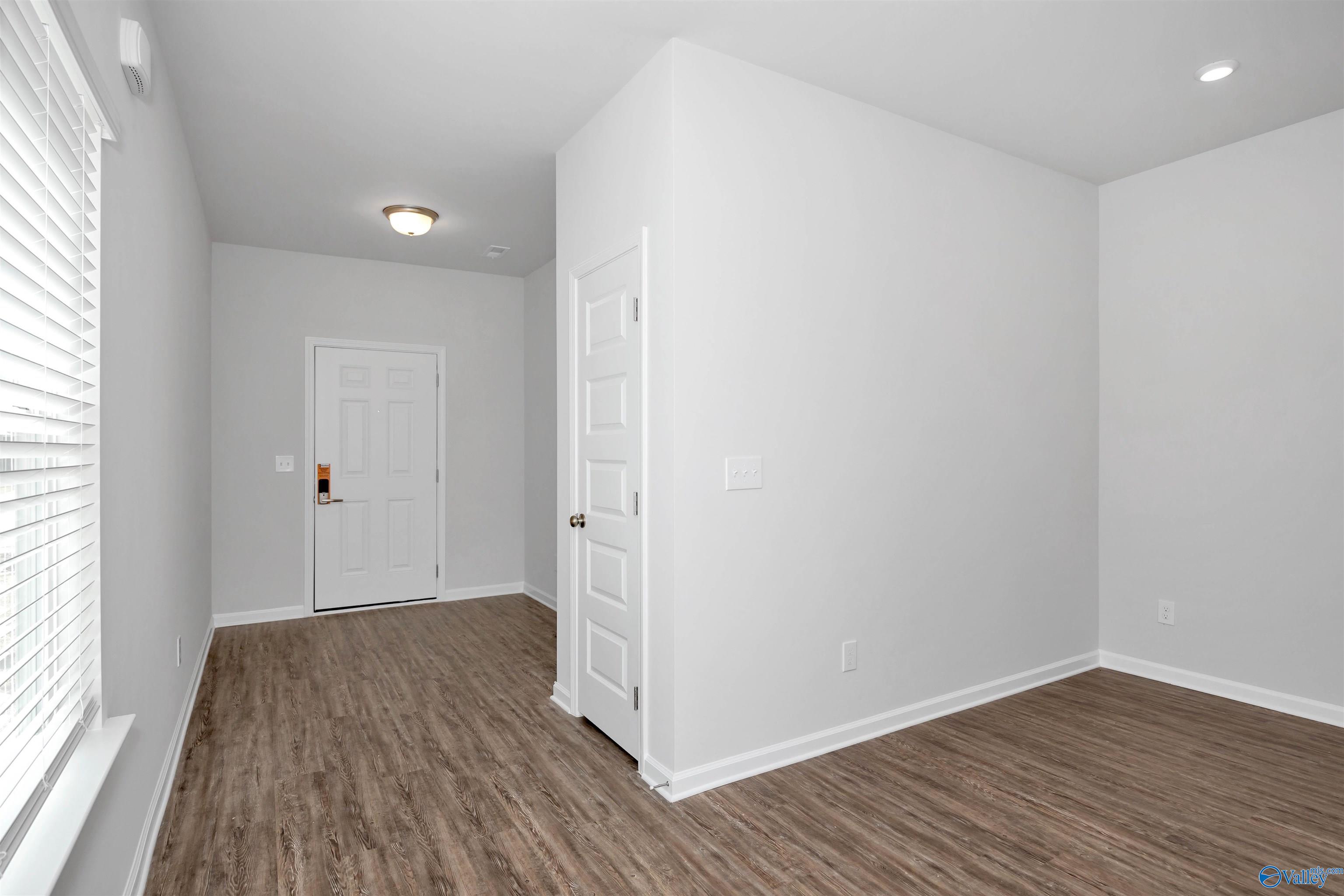 20271 Nightingale Drive, Athens, Alabama image 10