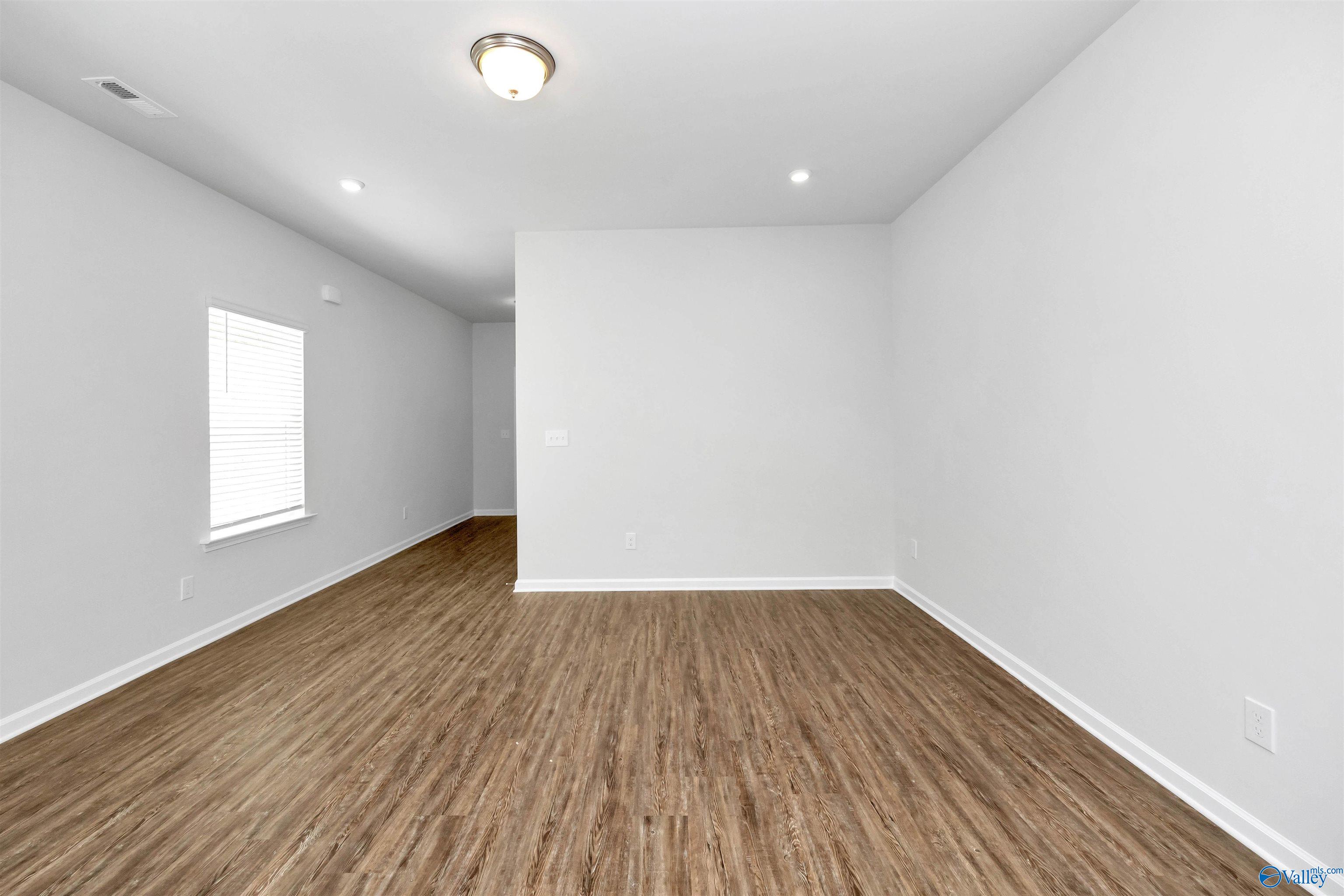 20271 Nightingale Drive, Athens, Alabama image 9
