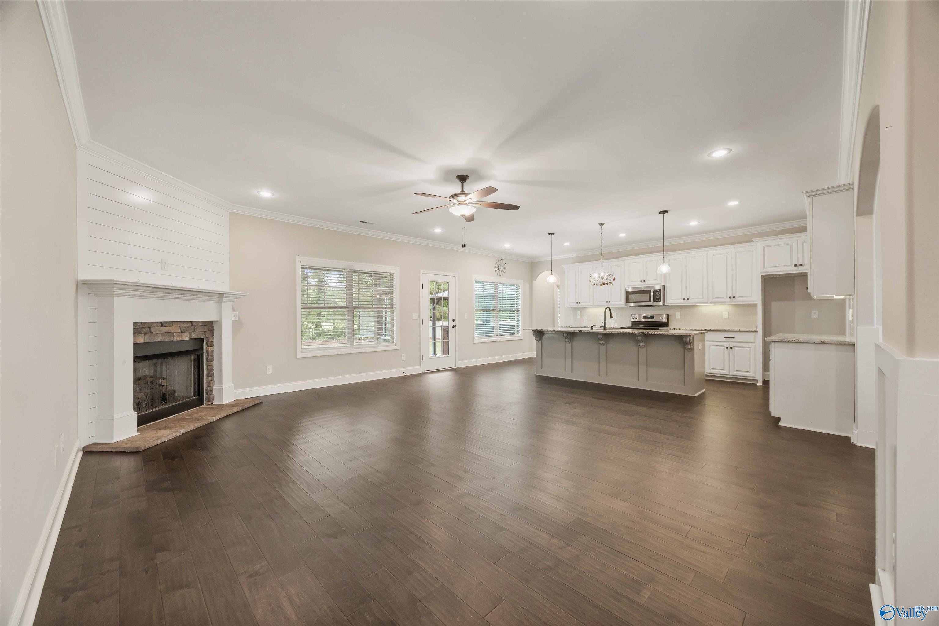 15414 Craft Lane