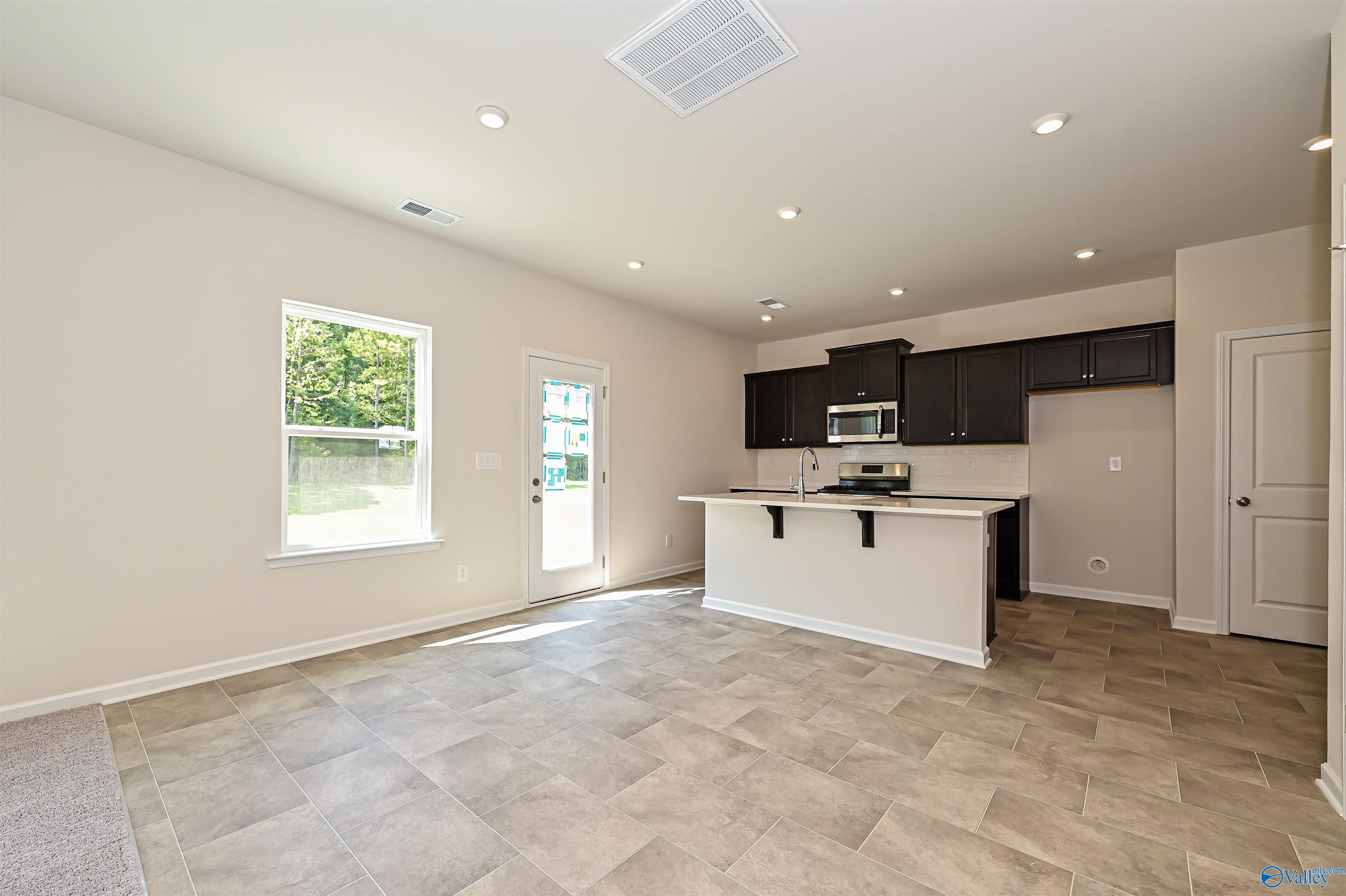 20344 Nightingale Drive, Athens, Alabama image 11