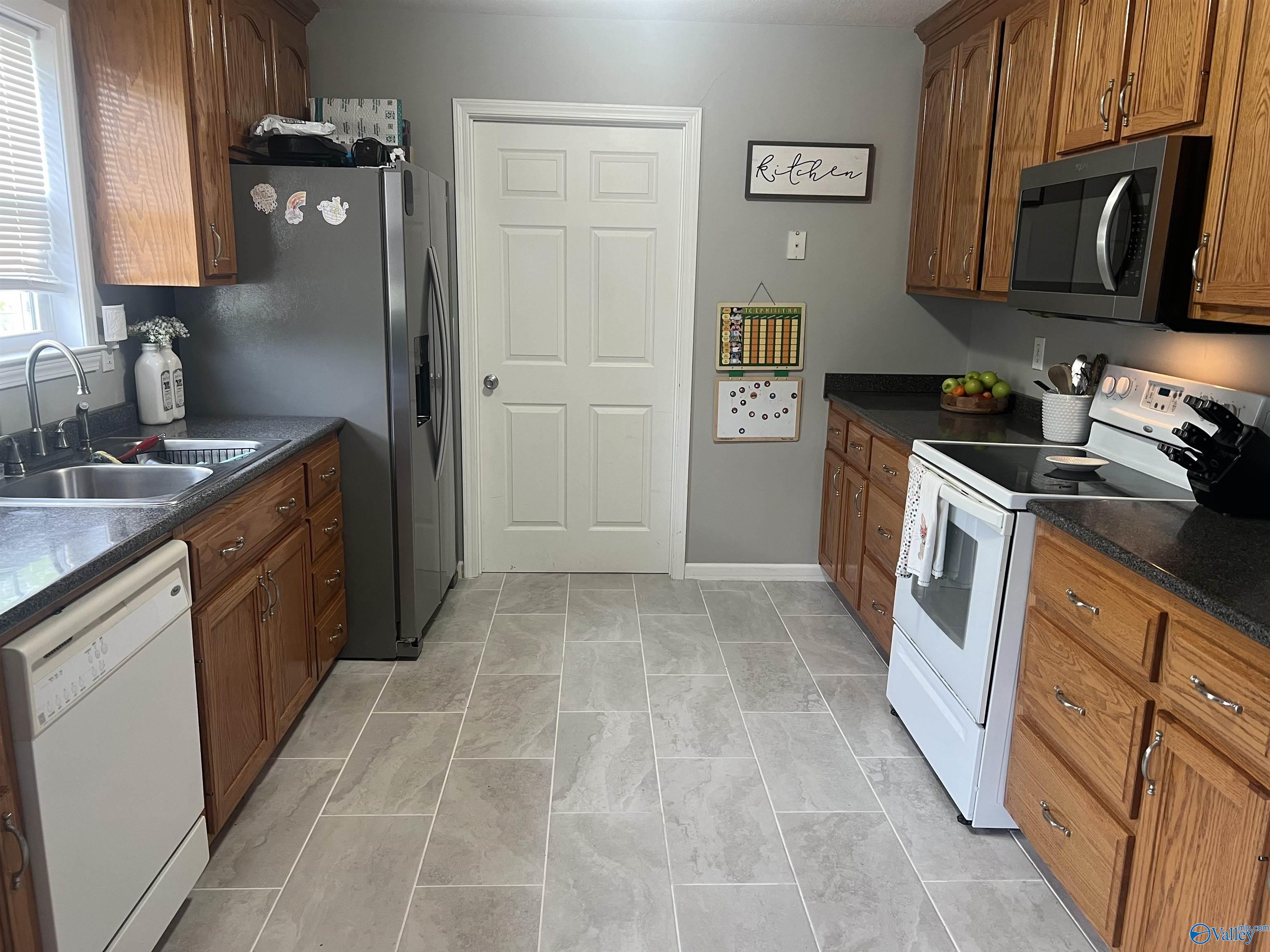 653 Halston Road, Arab, Alabama image 5
