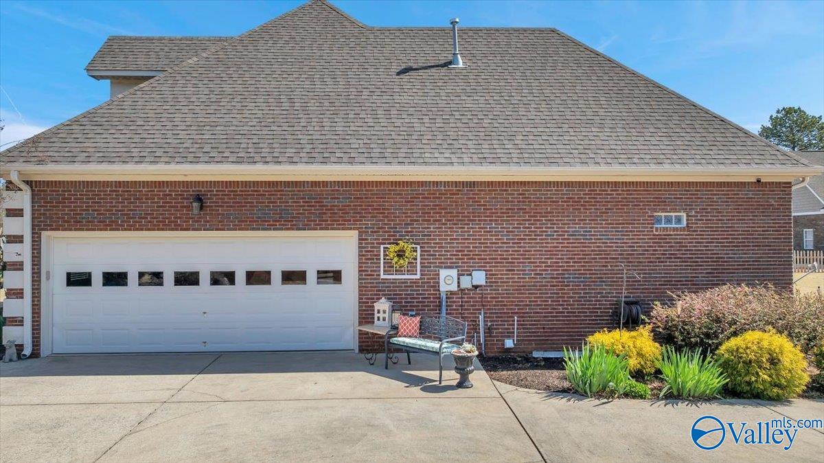 2621 Summerwind Drive, Decatur, Alabama image 3