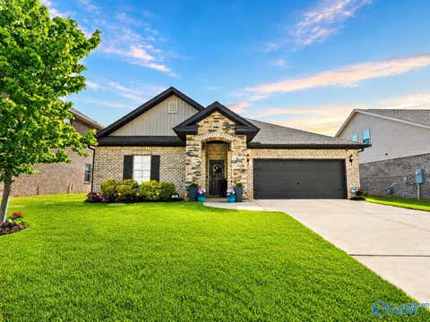 Homes For Sale - 107 Grove Hill Circle<br/> Madison County, New Market, AL 35761